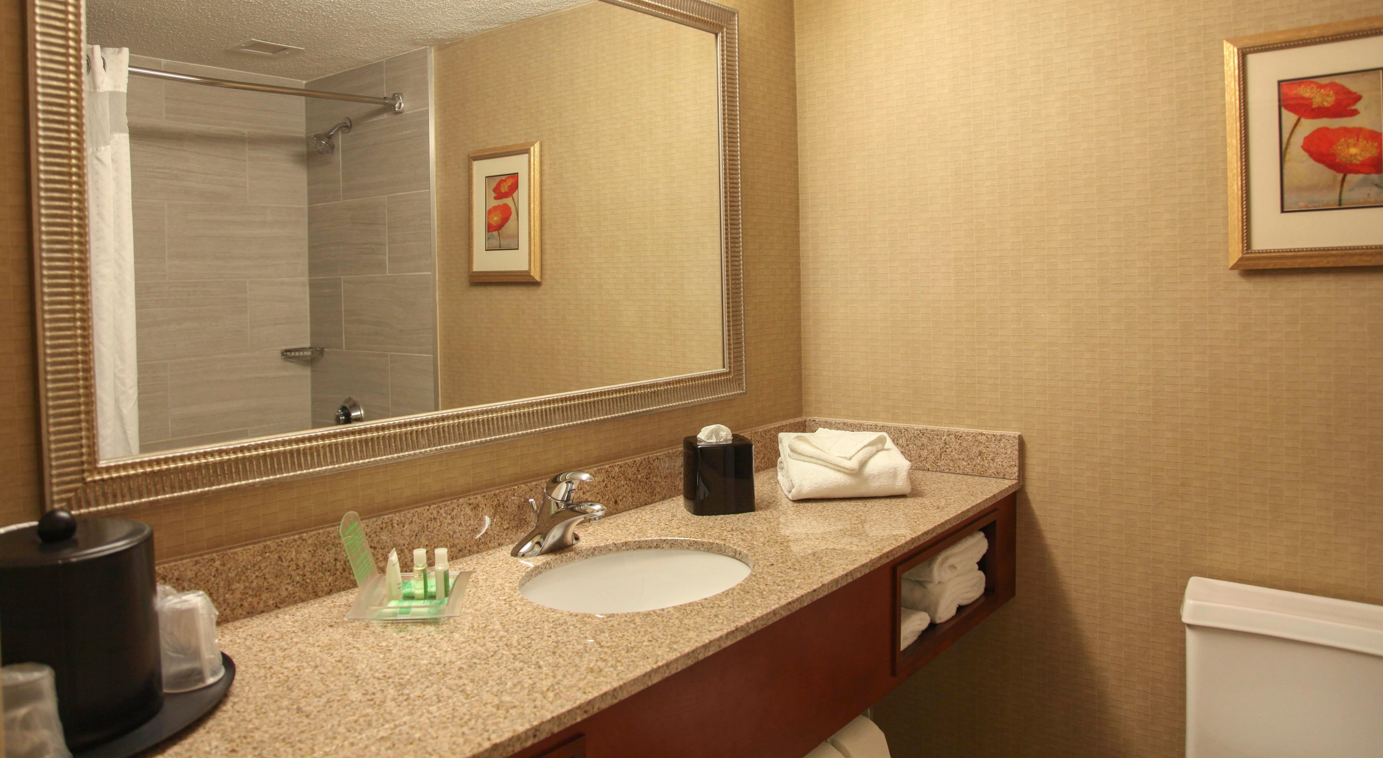 Holiday Inn Dayton/Fairborn I-675 By Ihg Bagian luar foto