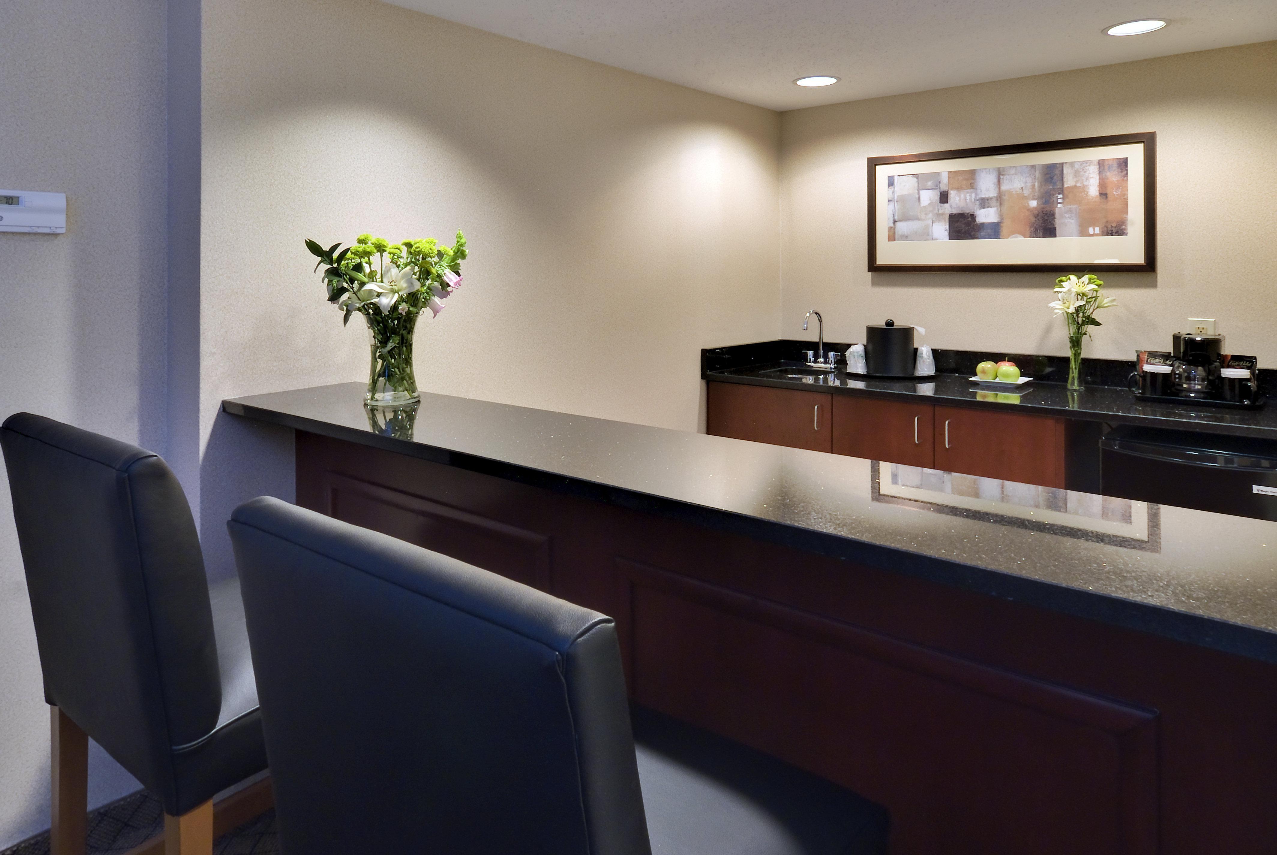 Holiday Inn Dayton/Fairborn I-675 By Ihg Bagian luar foto