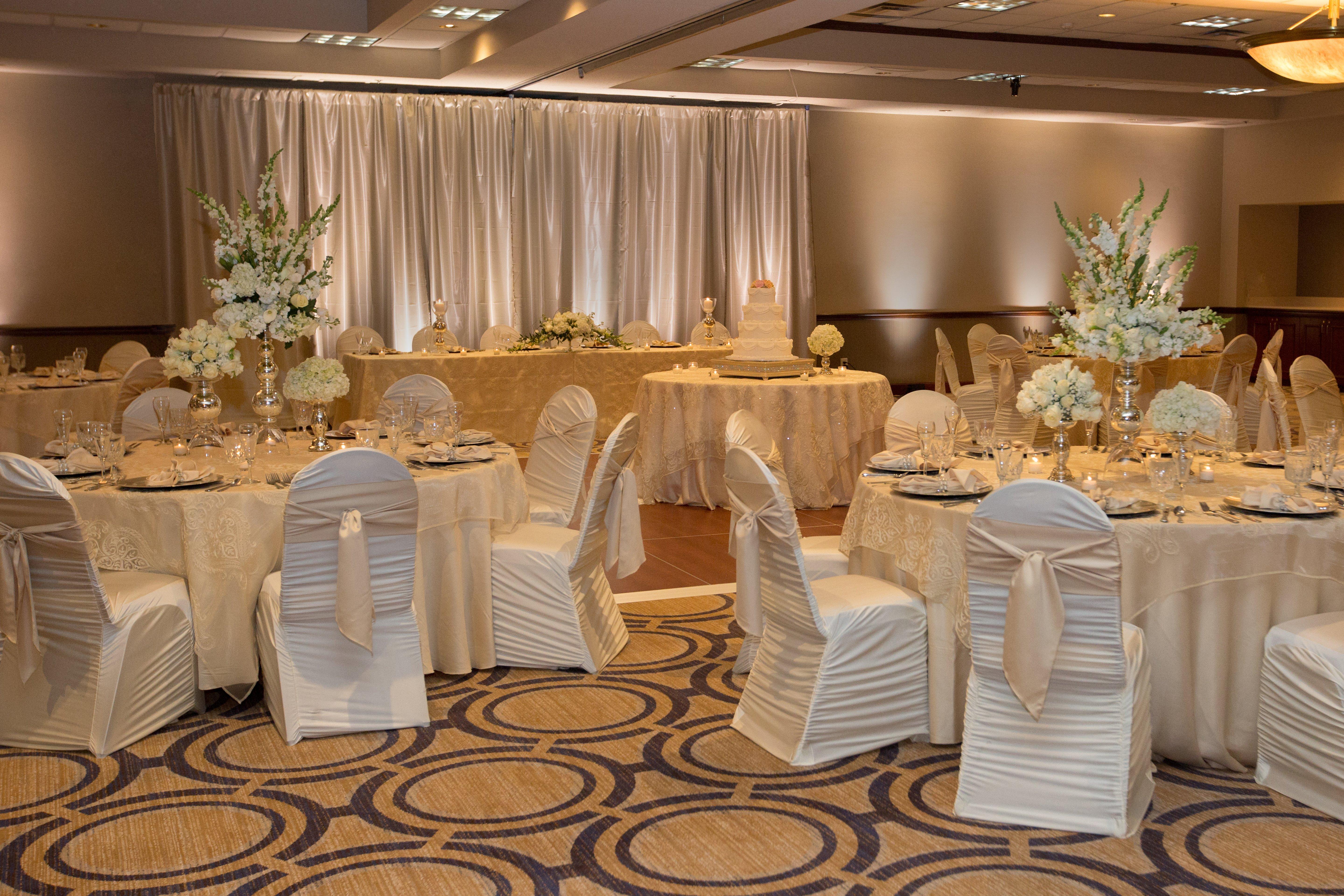 Holiday Inn Dayton/Fairborn I-675 By Ihg Bagian luar foto