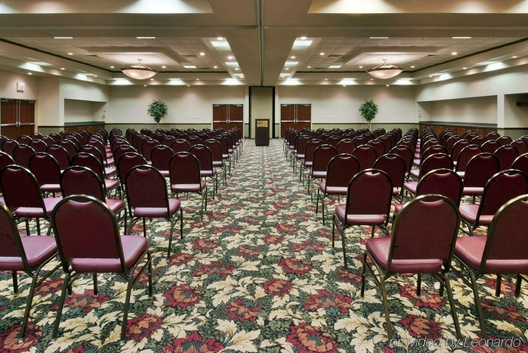 Holiday Inn Dayton/Fairborn I-675 By Ihg Bagian luar foto