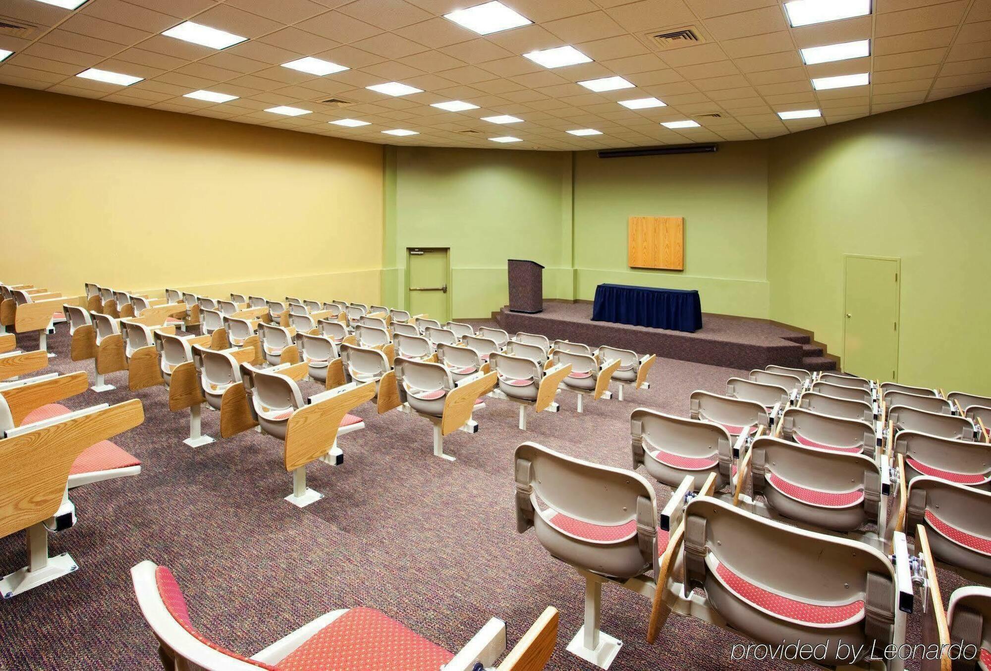 Holiday Inn Dayton/Fairborn I-675 By Ihg Bagian luar foto
