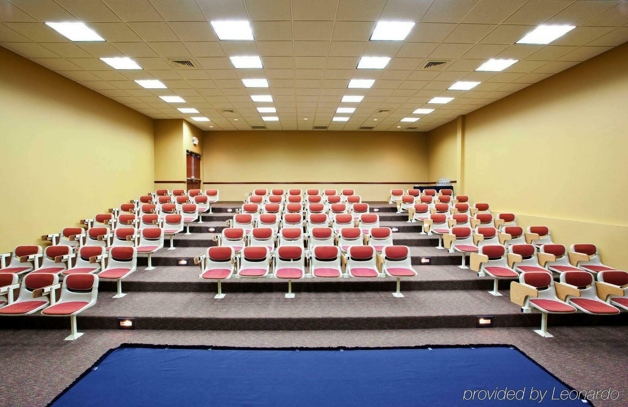 Holiday Inn Dayton/Fairborn I-675 By Ihg Bagian luar foto